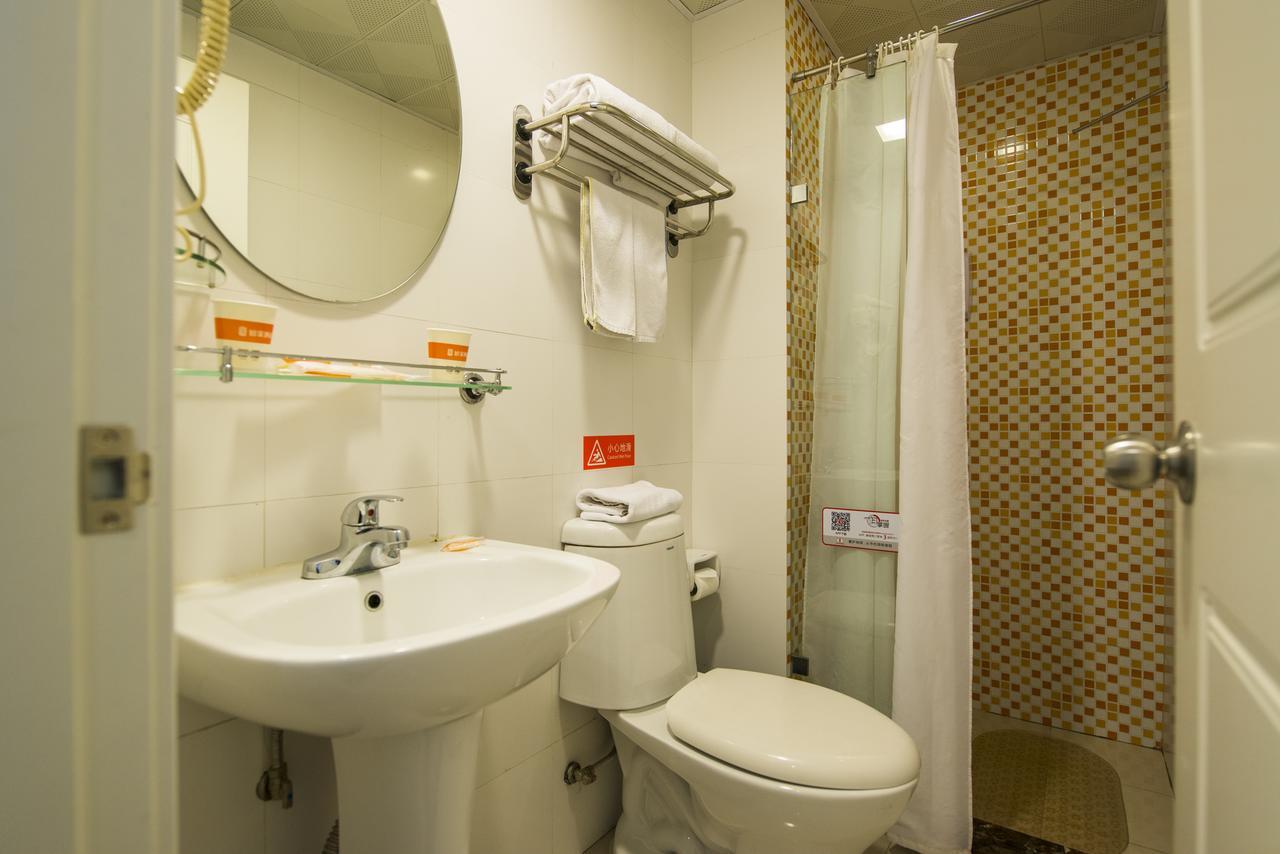 Home Inn Chengdu North Kehua Road Sichuan University المظهر الخارجي الصورة